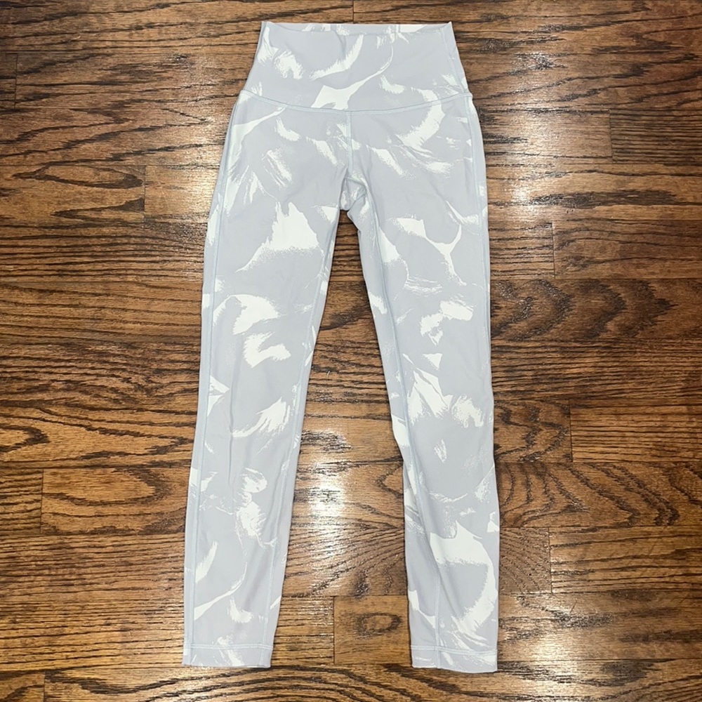Lululemon leggings size 2 23" inseam